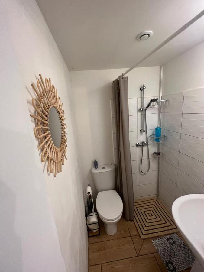 8-Gite 5 Personnes Avec Piscine Saint-Aubin-de-Nabirat Exterior foto