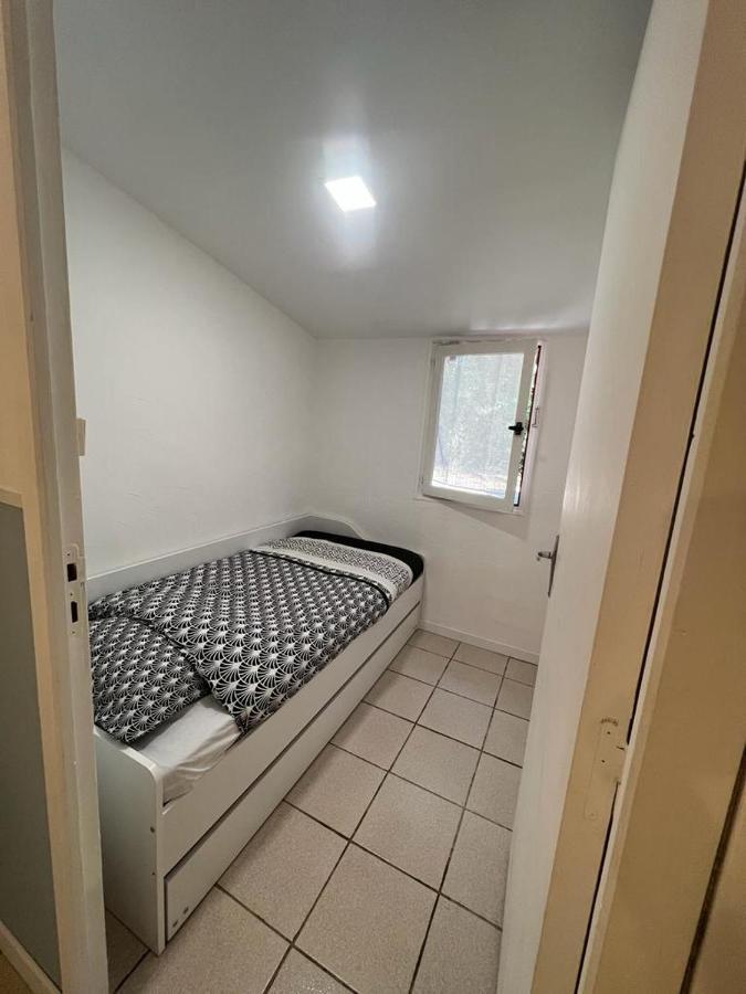 8-Gite 5 Personnes Avec Piscine Saint-Aubin-de-Nabirat Exterior foto